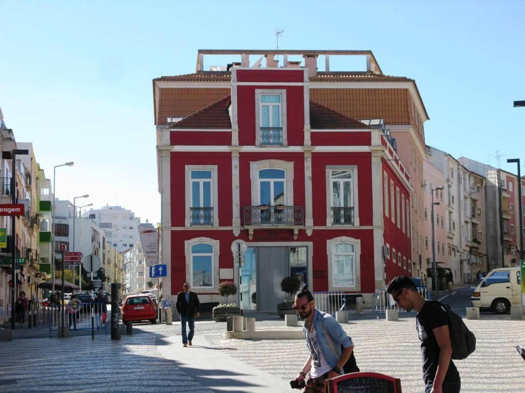 Anthony'S Place Almada Exterior foto